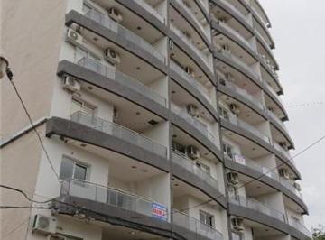Departamento · 76m² · 3 Ambientes · Departamento 2 Dor. C/dep - Centro, Resistencia