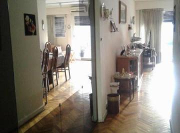 Departamento de 3 ambientes, Caballito · 3 Ambientes C/dep. Cochera y Escritorio. Muy Amplio y Luminoso.
