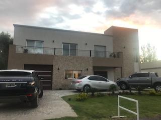 Casa de 5 ambientes, Berazategui · Casa | Venta | La Candida