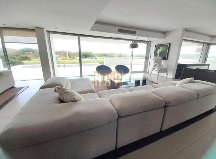 Departamento · 340m² · 7 Ambientes · 1 Cochera