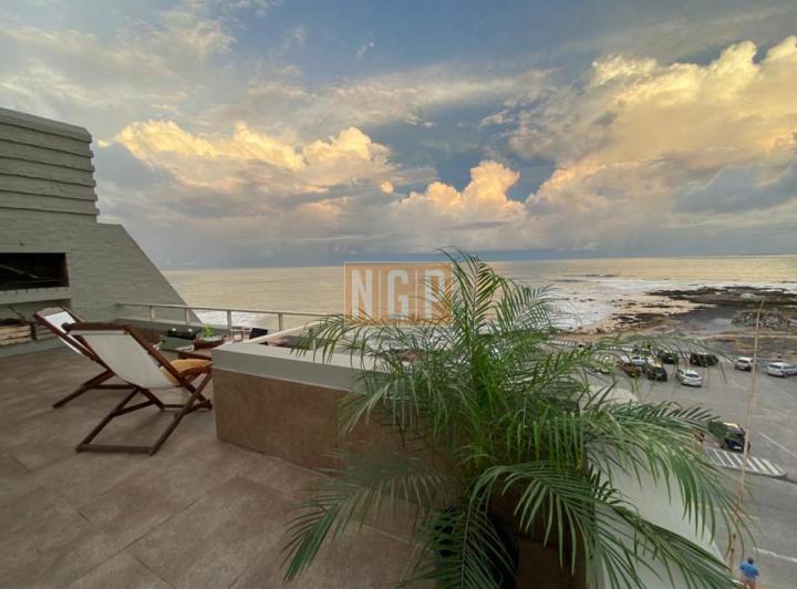 Departamento · 145m² · 5 Ambientes · 1 Cochera