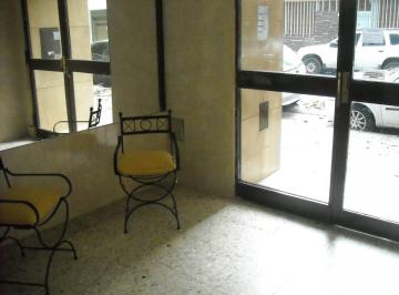 Departamento de 2 ambientes, Flores · 2amb Membrillar Al 325 Casi Av Rivadavia - Subte a