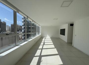 Oficina comercial · 80m² · 3 Ambientes · 1 Cochera · Oficina en Paseo Aldrey Moderna y Luminosa