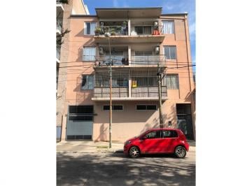 Departamento · 51m² · 2 Ambientes · 1 Cochera · Departamento