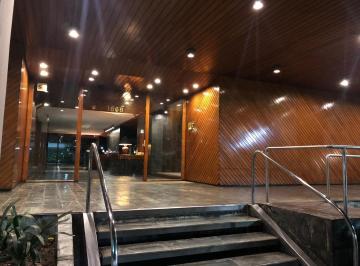 Departamento · 140m² · 4 Ambientes · 1 Cochera · Semipiso de Categoria en Barrancas de Belgrano