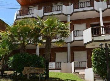 GIA-GI1-1582_2 · Venta de Departamento 4 Ambientes C/ Cochera a Pasos del Mar