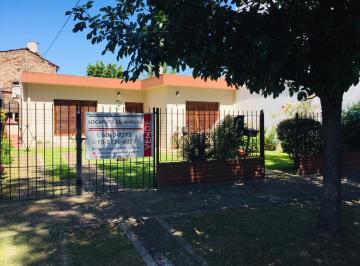 Casa de 3 ambientes, Morón · Casa Americana - Zabala 2930 - Castelar Norte