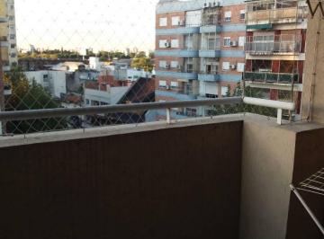 Departamento de 2 ambientes, Liniers · Retasado!hermoso Semipiso de 2 Ambientes Al Frente y Cochera, Liniers