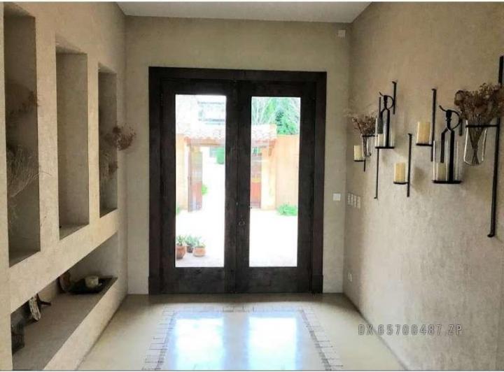 Casa · 520m² · 6 Ambientes · 1 Cochera