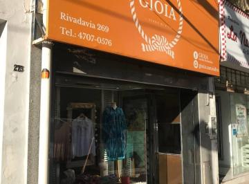 Local comercial de 3 ambientes, San Isidro · Excelente Local Comercial | Muy Bien Ubicado | C/depósito | Venta con Renta