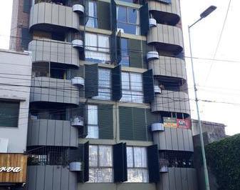 Departamento · 45m² · 3 Ambientes · 1 Cochera · Departamento - Banfield Oeste