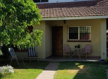 Casa · 160m² · 4 Ambientes · 1 Cochera · Casa en Venta Luis Guillon
