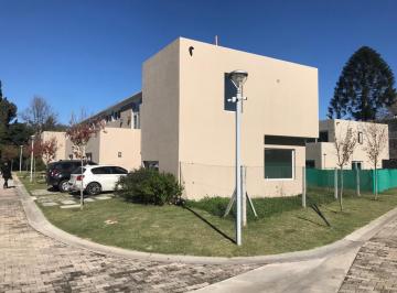Casa · 87m² · Casa - Pilar