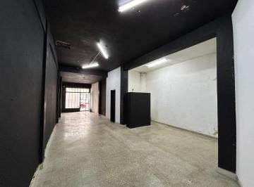 Local comercial · 50m² · Locales - a La Calle - Villa Urquiza, Capital Federal