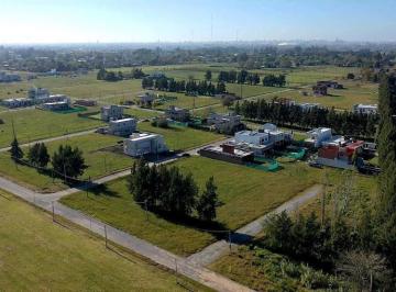 Terreno · 32m² · Lotes Altos de Don Carlos II - 15x30 - 12x40 - 15x50 - Consulte 138 y 501 - J. Hernández La Plata