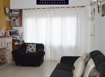 Casa · 167m² · 4 Ambientes · 2 Cocheras · Chalet Apto Desarrollo en San Jose