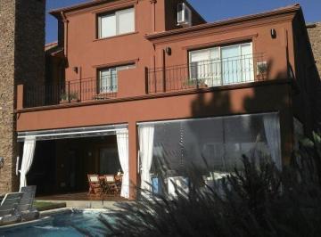 Casa de 6 ambientes, Tigre · Excelente Casa en Venta y en Alquiler Amueblada en El Barrio Las Caletas
