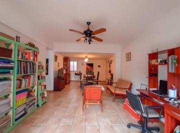 Departamento · 65m² · 2 Ambientes · Venta con Renta - Depto. 2 Ambientes en Excelente Ubicación
