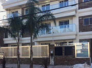 Departamento de 2 ambientes, Lomas de Zamora · Venta Depto 2 Amb Al Frente con Balcon Lomas de Zamora