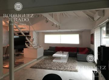 Casa · 211m² · 5 Ambientes · 2 Cocheras · Casa - Los Horneros