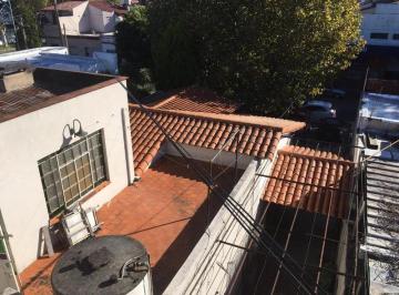 Casa · 400m² · 4 Ambientes · Casa - Lomas de Zamora Oeste