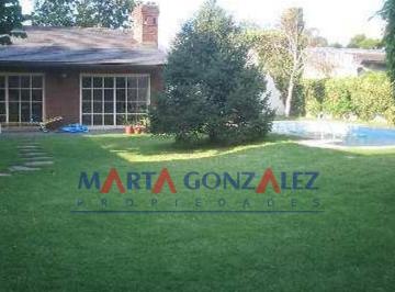 Casa · 290m² · 5 Ambientes · 2 Cocheras · Chalet en Venta en Haedo
