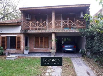 Casa · 230m² · 5 Ambientes · 3 Cocheras · Casa en Venta: 5 Ambientes: Haras Miriam