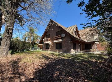 Casa de 5 ambientes, San Isidro · Casa 5 Ambientes en Alquiler en Martinez