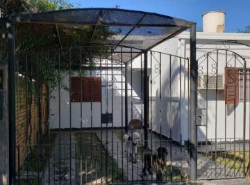 Casa · 250m² · 3 Ambientes · 1 Cochera · Casa en Venta