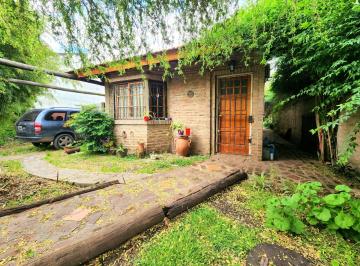 Casa de 4 ambientes, Ituzaingó · Chalet en Venta en Ituzaingo Norte