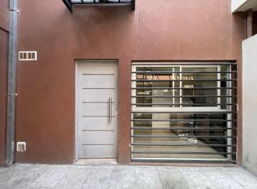 Departamento de 2 ambientes, Quilmes · Depto 2 Amb. con Cochera