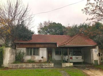 Casa de 3 ambientes, Almirante Brown · Casa en Venta