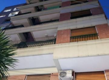 Garage · 13m² · Cochera Techada Fija en Edificio en Alquiler