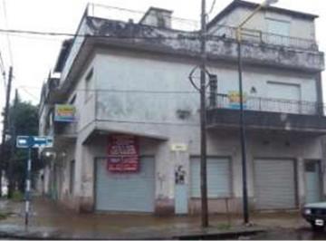 Local comercial · 50m² · Local en Venta Esquina Oportinidad