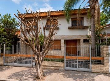 Casa · 189m² · 5 Ambientes · 2 Cocheras · Nuevo Valor Ciudad Jardín: Espectacular Chalet de 5 Ambientes Zona Alas Argentinas! F: 7656