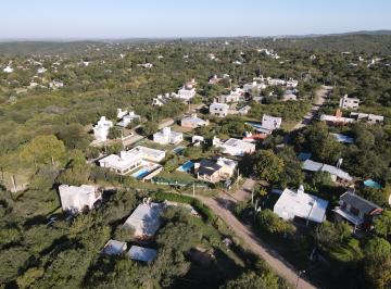 Terreno , Agua de Oro · Oprtunidad! Lote de 400 m² en Agua de Oro, Excelente Ubicación. Escritura Inmediata.