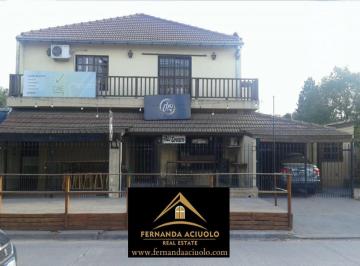 Casa · 200m² · 4 Ambientes · 3 Cocheras · Importante Propiedad Apta Uso Comercial en Venta