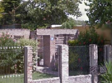 Casa de 4 ambientes, Almirante Brown · Venta de Casa en Burzaco. lote 10 X 30 m.