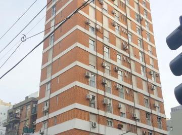 Departamento · 49m² · 3 Ambientes - Maximiliano Sucksdorf Servicios Inmobiliarios · Gallo 1000, Recoleta. 3 Amb. 2 Dorm. 49 m² Al Frente. Esquina. Muy Luminoso. Impecable. Apto Crédito