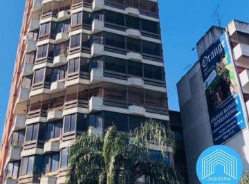 Departamento · 220m² · 5 Ambientes · 2 Cocheras · Departamento 5 Ambientes Ramos Mejia - Torre Village