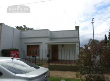 Casa · 404m² · 3 Ambientes · Casa en Adrogue