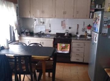 GIG-G2G-3283_2 · Casa 4 Ambientes. | Av Viamonte Al 3200