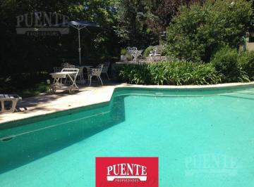 Casa · 200m² · 5 Ambientes · Saint Thomas - Sobre 3 Lotes (2500 M²)