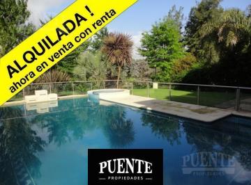 Casa · 833m² · 7 Ambientes · En Saint Thomas con Renta