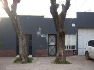 Casa de 5 ambientes, Lomas de Zamora · Casa Para 2 Familias en Venta en Temperley Este