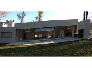 Casa · 150m² · 5 Ambientes · 2 Cocheras · Casa a Estrenar en Andino