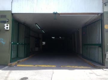 Garage · 15m² · Cochera en Pleno Centro de Adrogue