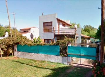 Casa · 211m² · 3 Ambientes · Casa en Playa Serena.