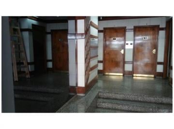 Departamento · 100m² · 4 Ambientes · Departamento 4 Ambientes Sobre Avda. Mitre Al Frente 100 m²