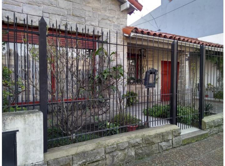 Casa · 126m² · 1 Ambiente · 1 Cochera